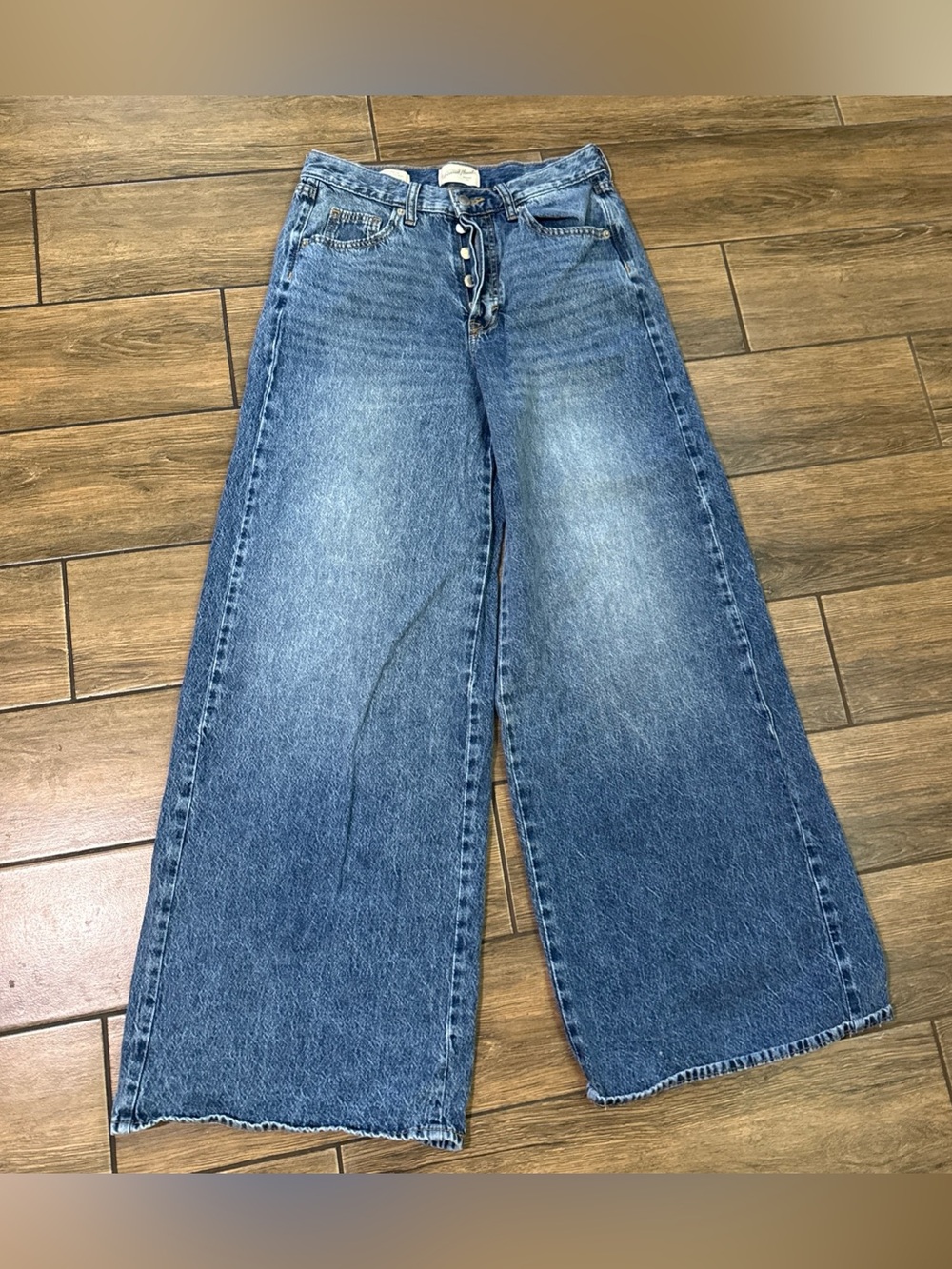 Universal Thread Women's Mid Rise Super Wide Leg Jeans Size 2
